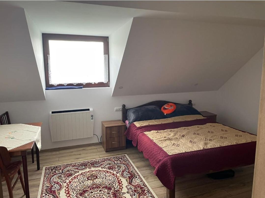 Karacsony Guest House Lunca de Sus Экстерьер фото