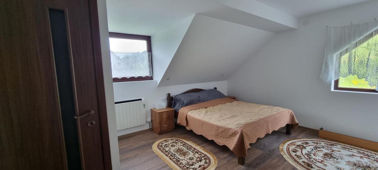 Karacsony Guest House Lunca de Sus Экстерьер фото