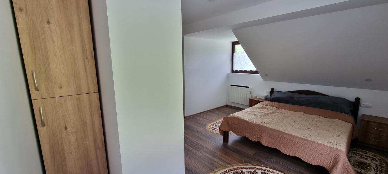 Karacsony Guest House Lunca de Sus Экстерьер фото